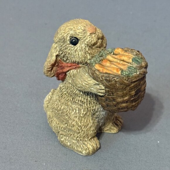 Vintage Stone Critters Bunny Rabbit Figurine Thumper Anthropomorphic Easter Gift - Picture 1 of 3